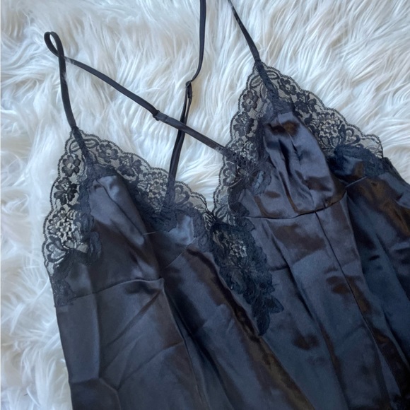 Fredricks of Hollywood sexy black lace slip/lingerie - Picture 9 of 10